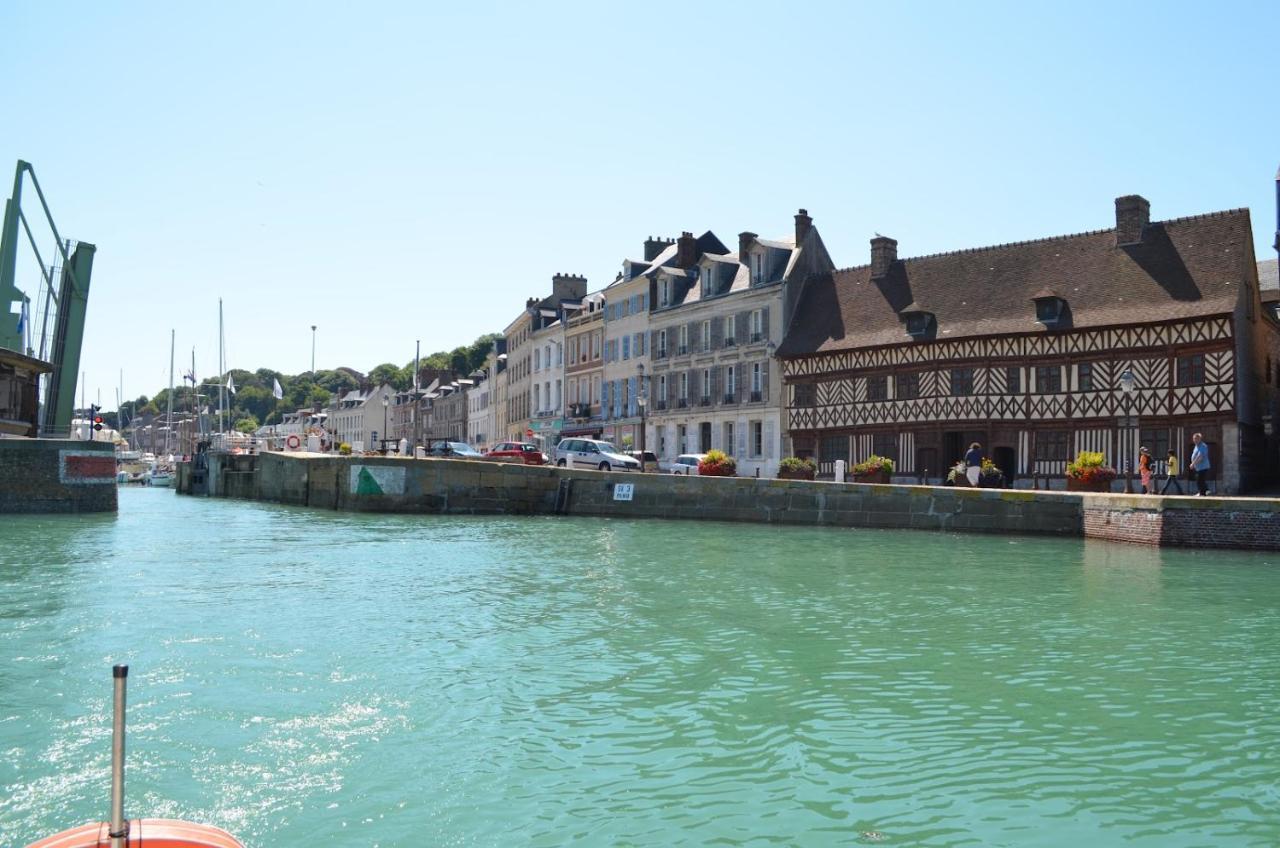 Appartement Le Phare Au Pied Du Port サン・バレリ・アン・コー エクステリア 写真